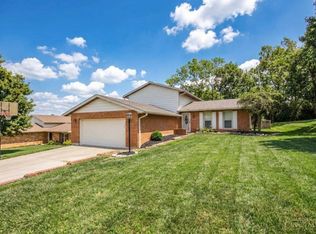 90 Mollie Dr, Hamilton, OH 45013