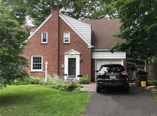 411 Crest Dr, Whitehall, PA 18052
