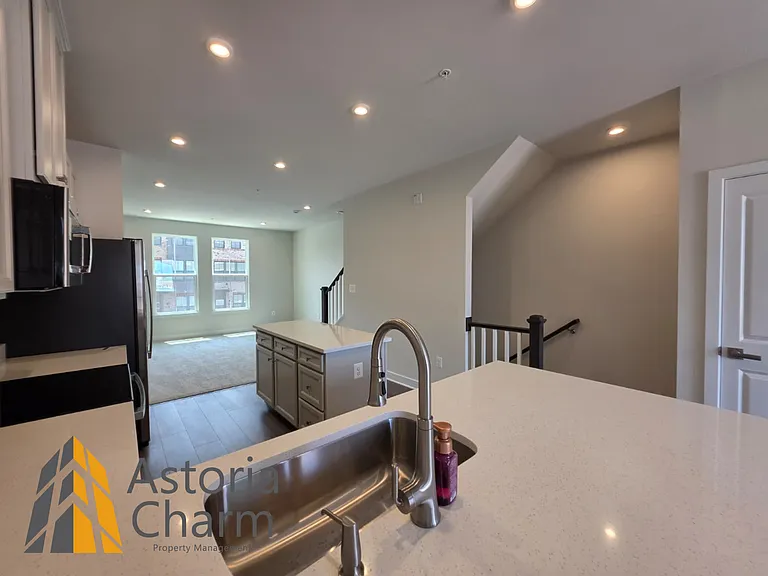 2928 Maisel St — Photo 11