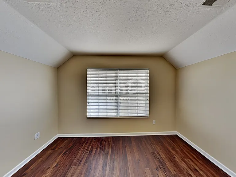 338 Calebs Ct — Photo 22