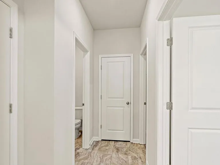223 Emmett Dr — Photo 30