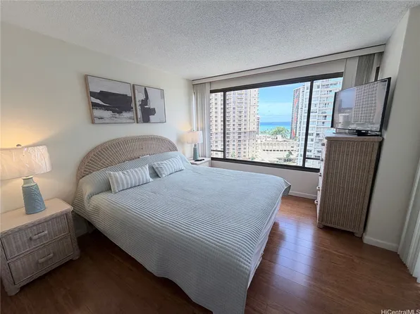 1778 Ala Moana Blvd APT 1613, Honolulu, HI 96815