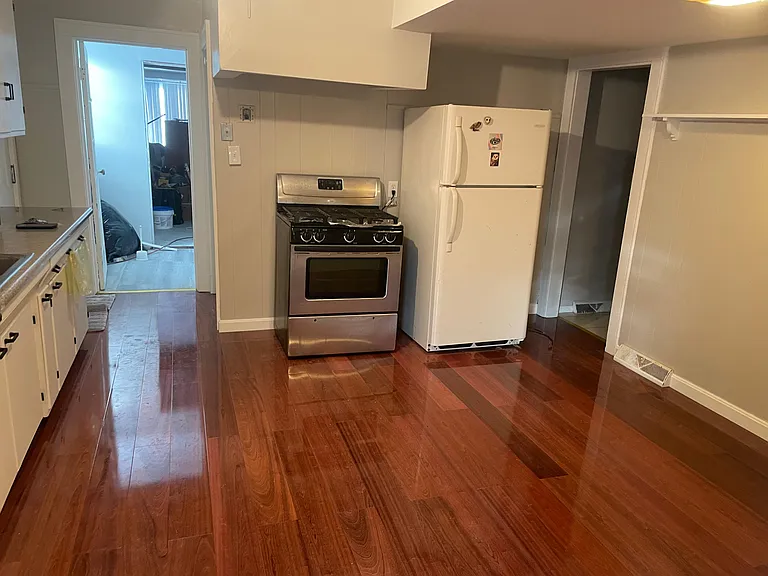 3187 Abbott Rd — Photo 4