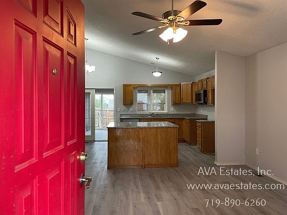 4th image of 5035 Hawk Springs Dr