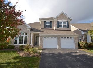 3898 Valhalla Dr, Elgin, IL 60124