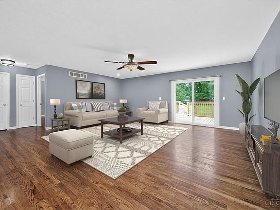 3rd image of 1331 Cathy Way