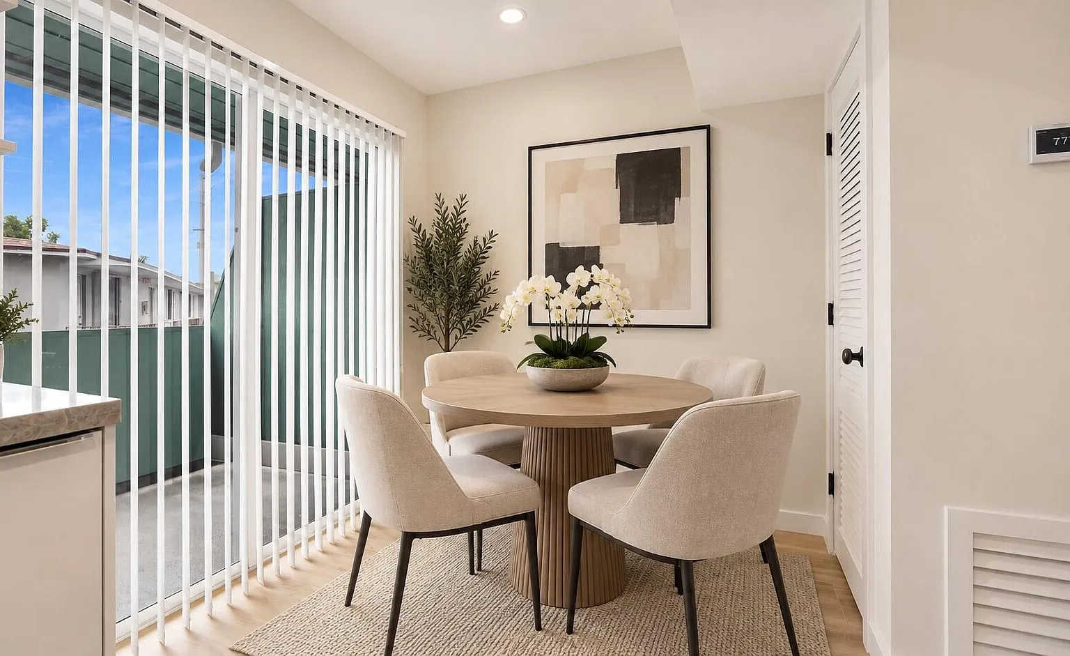 1 bed, 1.0 bath, 619 sqft, $1,900 — Photo 3