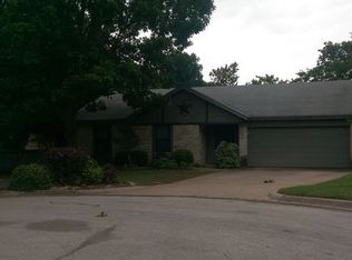 2809 Quail Ct, Arlington, TX 76016