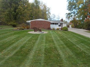 33700 Mapleridge Blvd, Avon, OH 44011