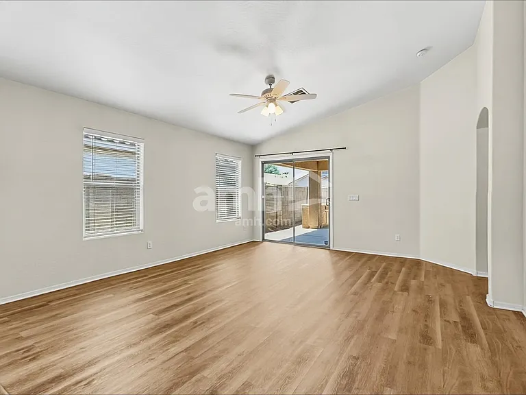 7119 W Fawn Dr — Photo 6