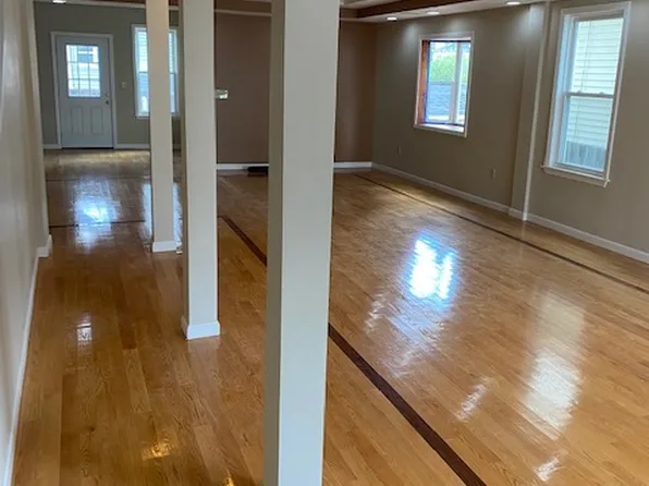 41 Jones Rd, Revere, MA 02151