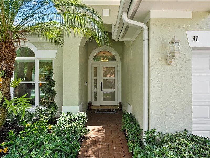 1st image of 37 Princewood Lane
