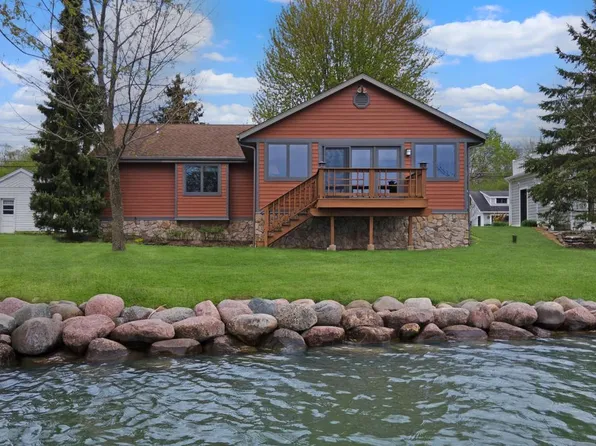 W3958 South Shore DRIVE, Lake Geneva, WI 53147
