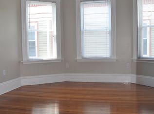 153 Salem St APT 3RF, Malden, MA 02148