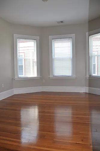 153 Salem St #3RF Photo 1