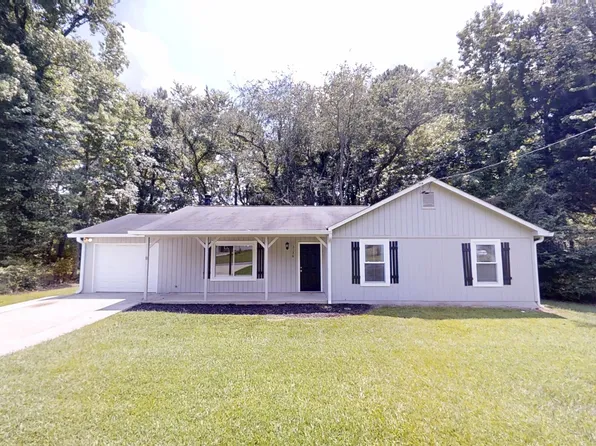 3136 Palomino Dr, Powder Springs, GA 30127