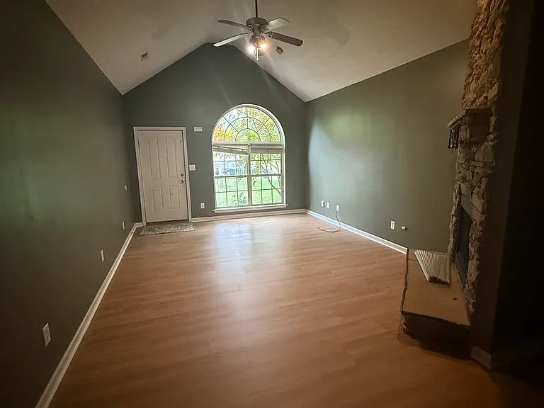 1116 Brick House Ln — Photo 8