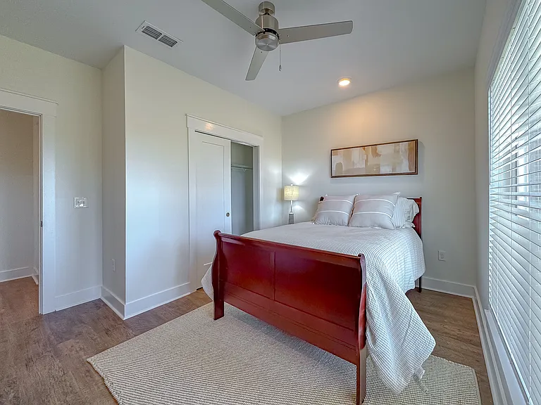 223 N Donalson St #23 — Photo 9