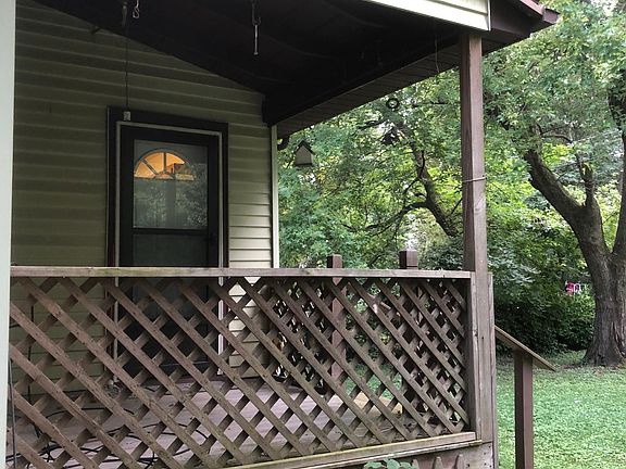 5th image of 102 S 33rd St