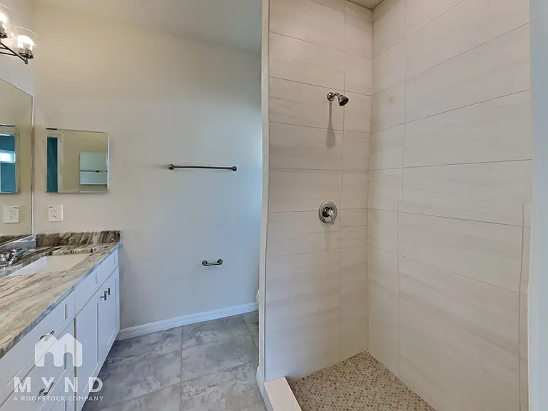 2194 Brancusi Ave — Photo 13