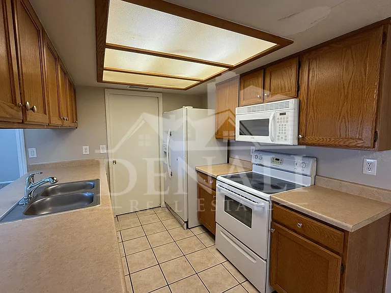 633 W Southern Ave #1147 — Photo 8