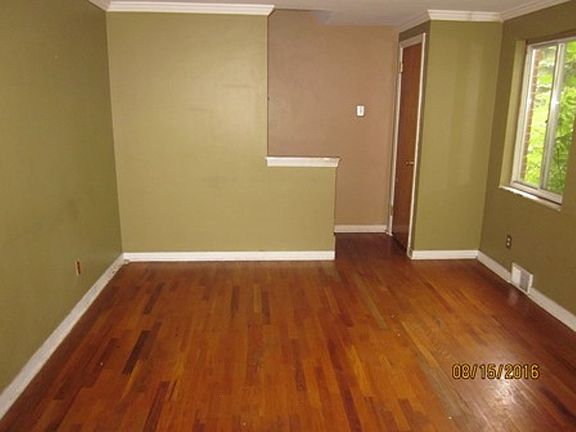 2nd image of 706 Punta Gorda St
