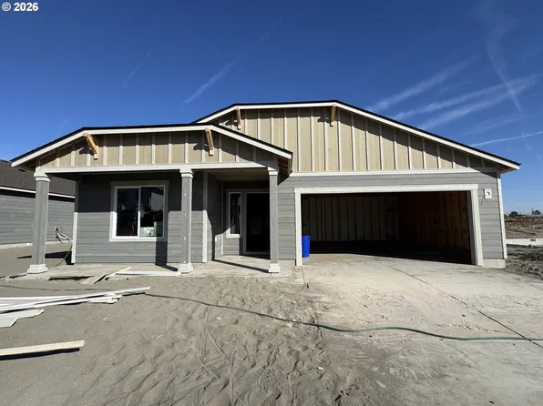 913 E Maple Brook Ave, Hermiston, OR 97838