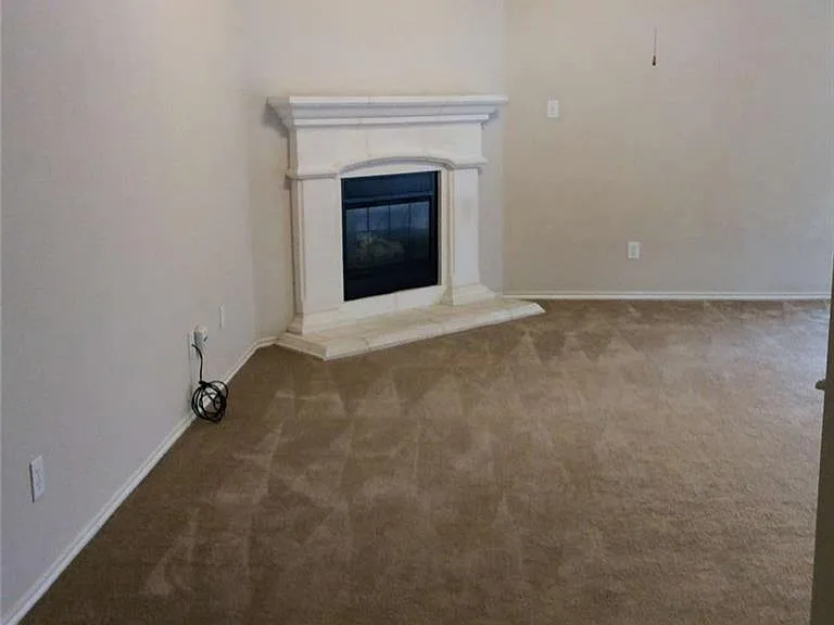 6101 Melanie Dr — Photo 7