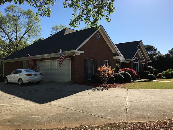3rd image of 1212 Dover Pl SE