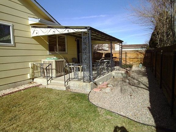 3rd image of 6 Hudspeth Ln
