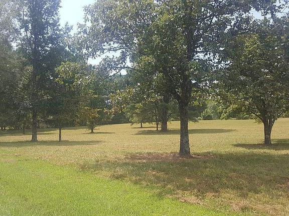 3rd image of 632 County Rd