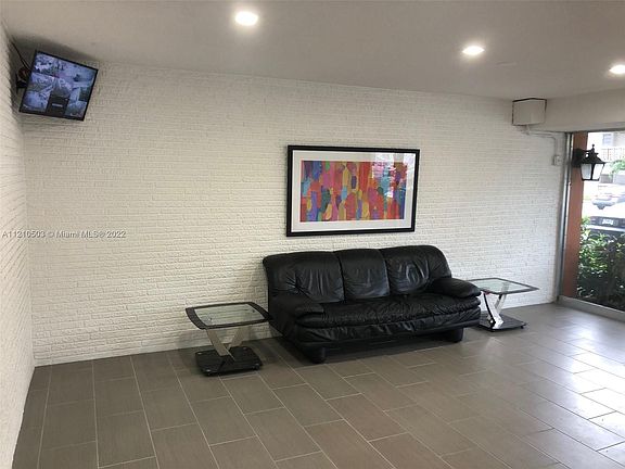 2nd image of 16800 NE 15th Ave APT 312