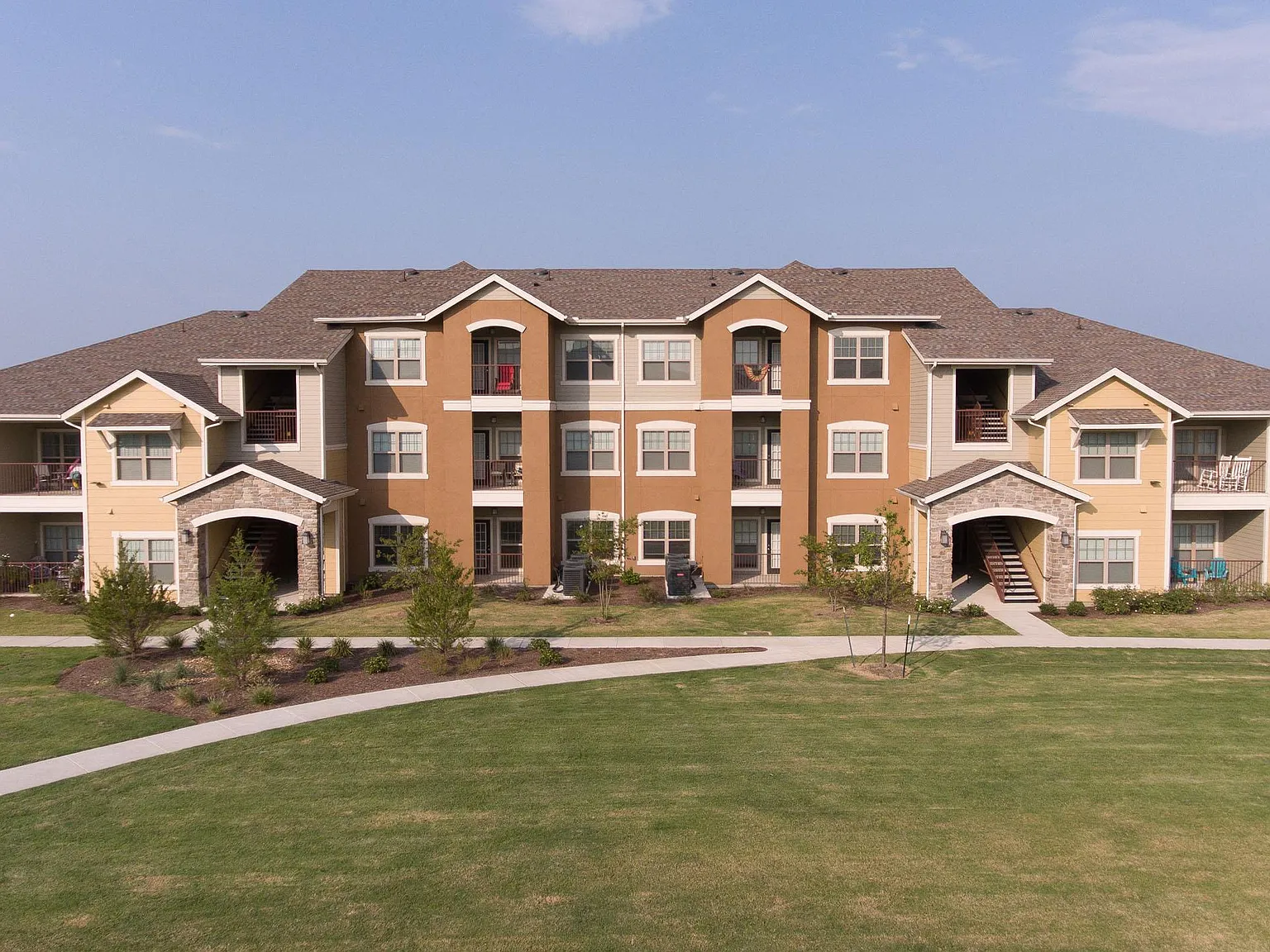 The Royse at Parker Boulevard Apartments — Photo 2