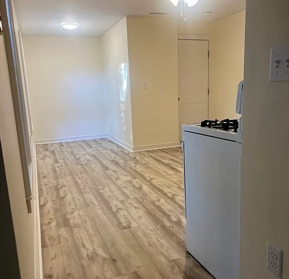 282 Main St #2E — Photo 3