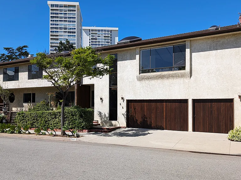 545 Hillgreen Dr — Photo 6