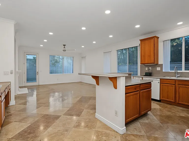 5711 Citrus Ranch Cir — Photo 8