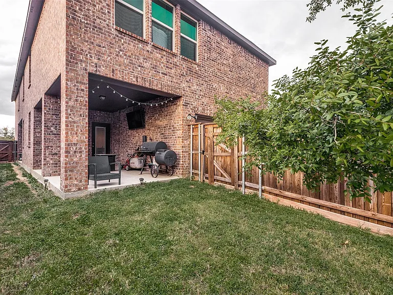 2416 Evening Stone Dr — Photo 20