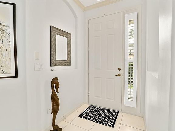 5th image of 363 S Tangerine Sq SW