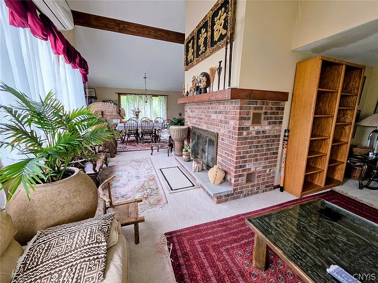 5251 Irish Ridge Rd — Photo 14