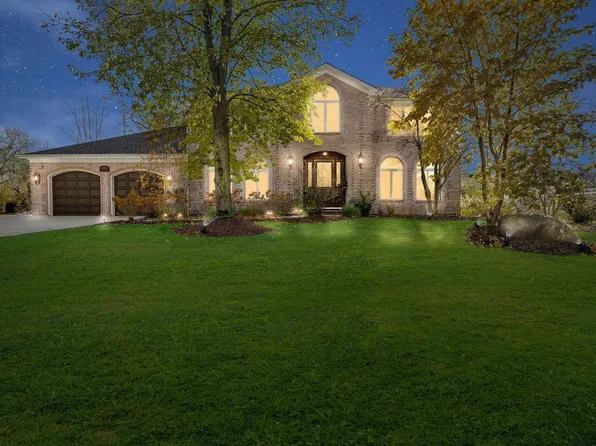 10S501 Madison St, Burr Ridge, IL 60527