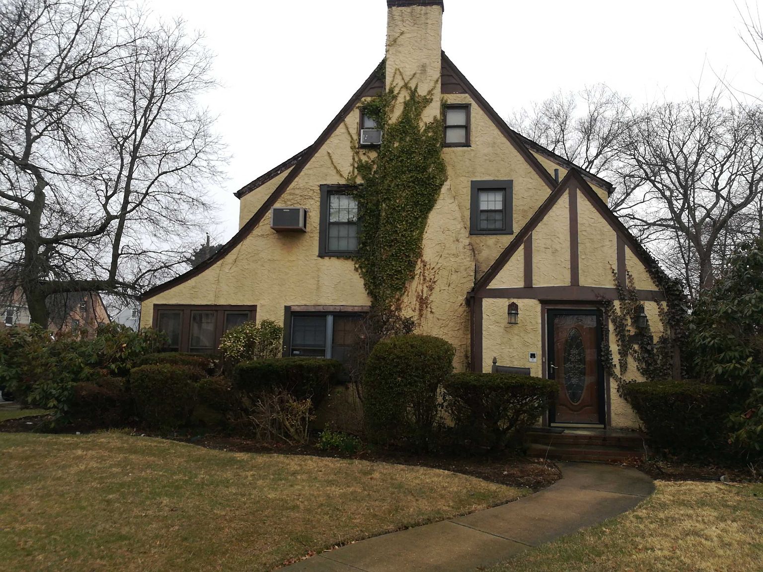 69 Manor Ave, Hempstead, NY 11550 Zillow