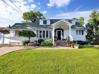63 Westwood Road N, Massapequa Park, NY, 11762