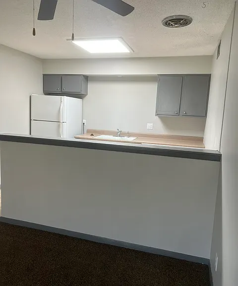 2450 Shaker Ct #5 — Photo 9