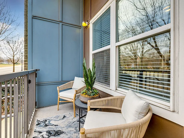 Midtown 205, Charlotte, NC, Balcony