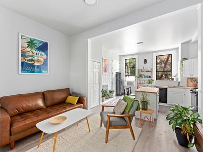 101 Eagle St, Brooklyn, NY, 11222