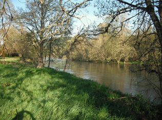 40244 Storment Ln, Springfield, OR 97478