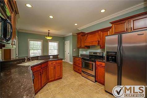 5th image of 2093 Mossy Oak Cir