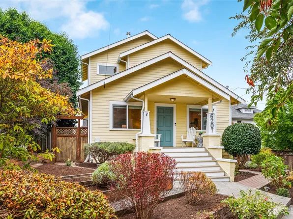 6207 Meridian Avenue N, Seattle, WA 98103