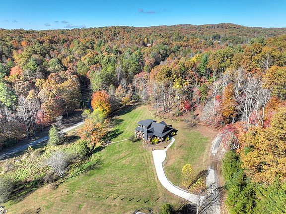 62nd image of 89 High Meadows Ct