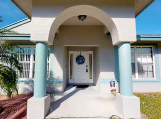 1157 SW Bayamo Ave, Port Saint Lucie, FL 34953